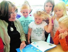 Frau Pupke mit Ihren Kindern